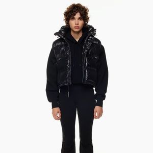 Super Puff Shorty Vest Black Hi-Gloss